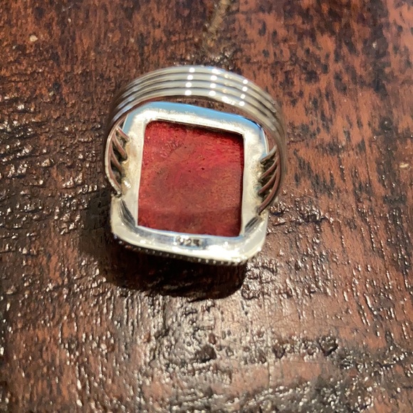 Coral (Long Fingers) - Picture 6 of 11